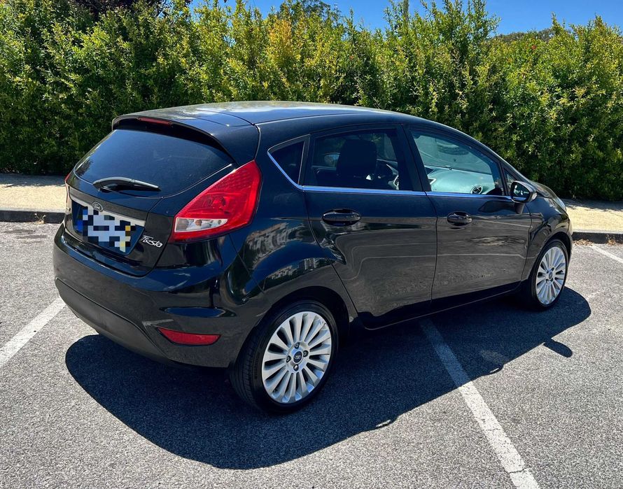 Ford Fiesta Titanium 1.6TDCI - 5 lugares