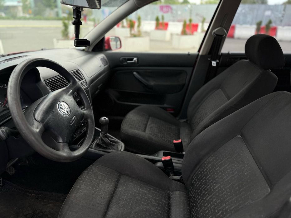Volkswagen golf 4 1.4 бензин, механіка.2003рік