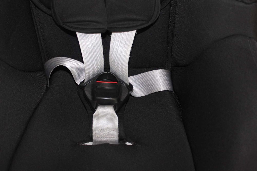 Cadeira Auto Britax Römer Dualfix Isofix 0+/1 Cosmos Black