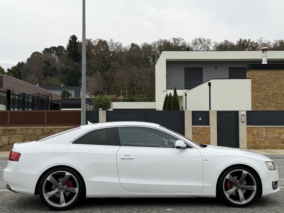 Audi A5 2.0 TDI S-LINE