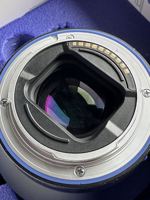 Zeiss Batis 40mm f/2 CF Sony E – stan bardzo dobry, komplet, pudełko