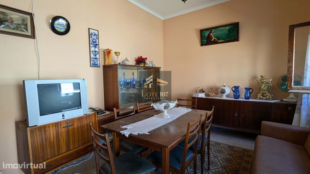 Conjunto de 2 Moradias Térreas(T2 e T1) em Mimosa- Alvalade