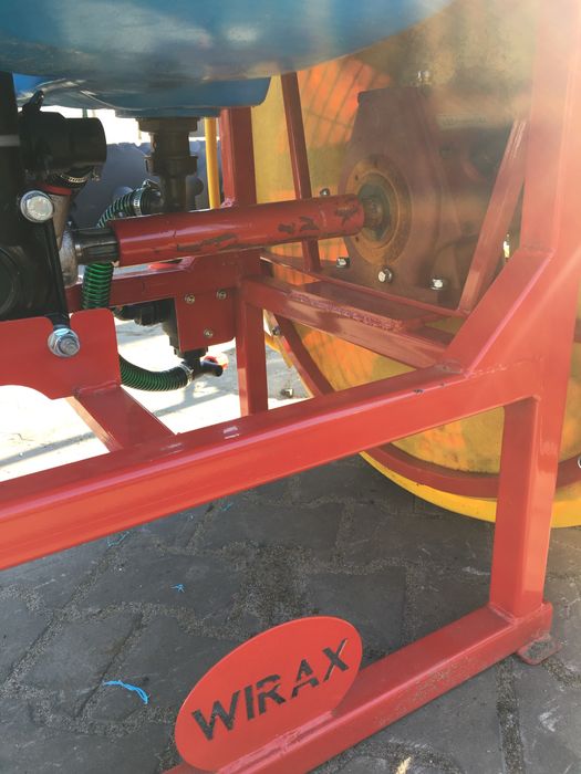 Садовий оприскувач на мтз, вентиляторний оприскувач