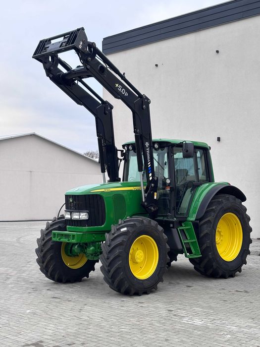 John Deere 6820 з фронтальним навантажувачемTrima