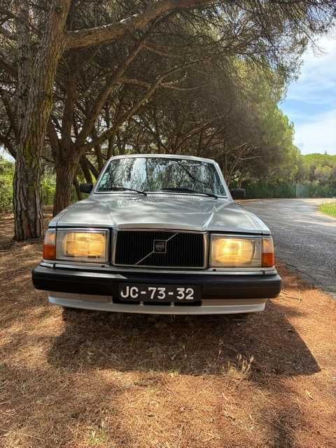 Volvo 240 para venda