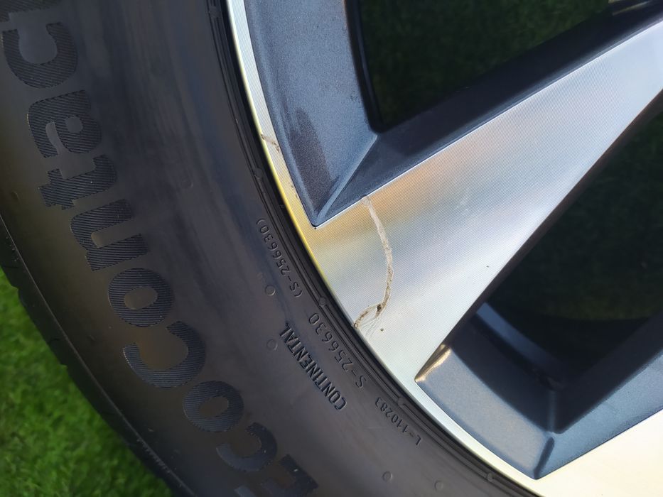 Felgi koła Renault Captur 215/60 R 17 Lato