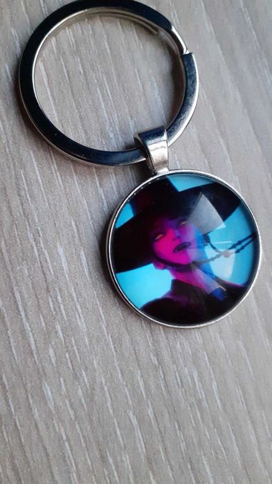 Porta chaves Abby Saja boys com caixa oferta Kpop demon hunters
