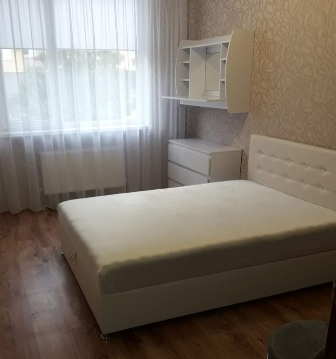 Кровать с подъёмным механизмом, встроенный матрас