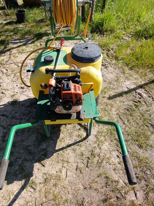 Pulverizador de carrinho a gasolina