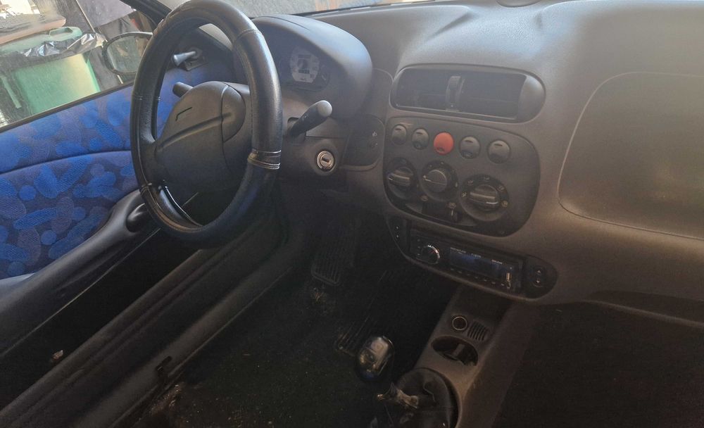 Fiat Seicento para peças