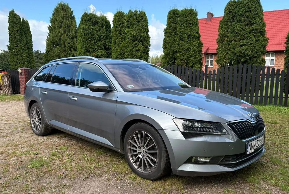 Škoda Superb