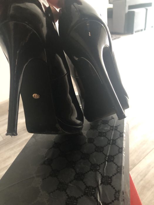 Szpilki czarne eleganckie na obcasie 40