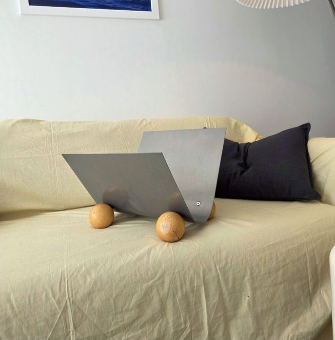 Duży stojak gazetnik metalowy vintage space age lata 80 unikat Ikea