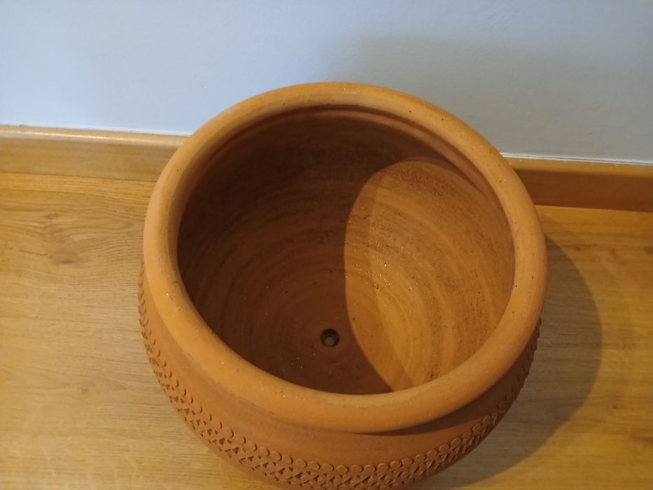 Vaso de barro trabalhado