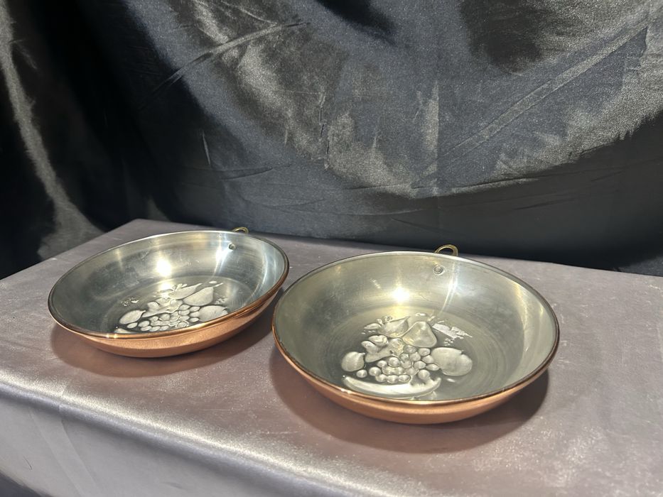 Zestaw 2 Miedzianych Foremek na Ciasto – Motyw Owoców