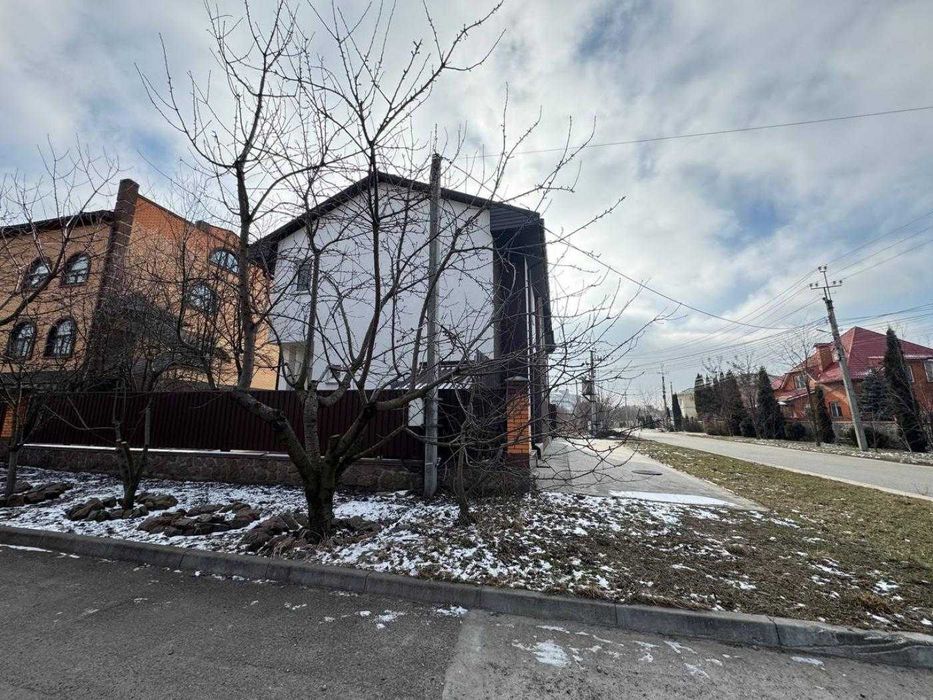 Теремки, Трояндова 10/1, євро 2к квартира Резервне живлення,  Гатне