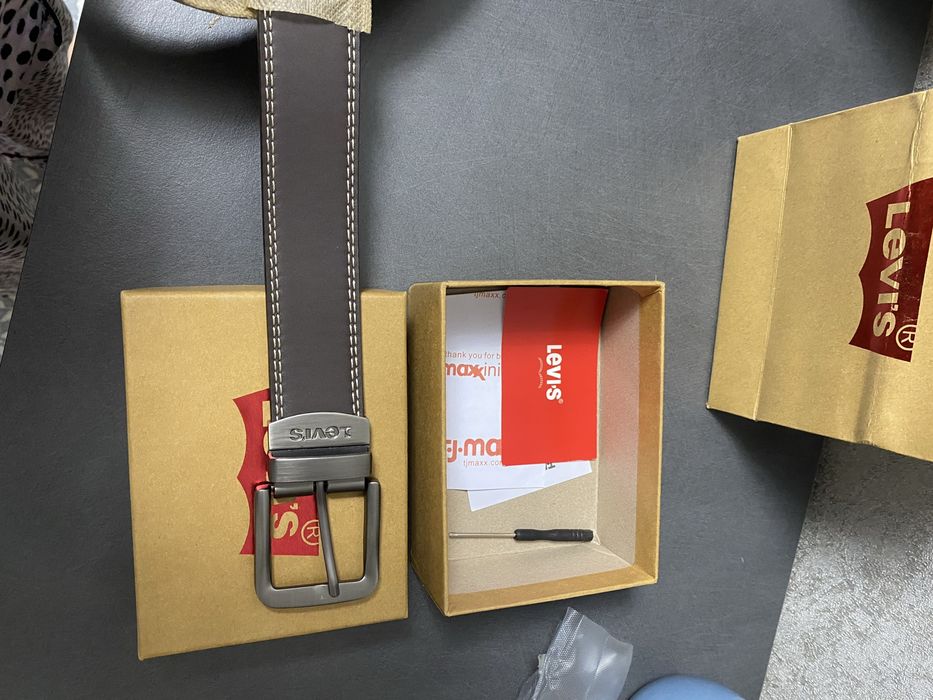 Чоловічий двосторонній шкіряний ремінь Levi’s / Двосторонній пасок Левіс