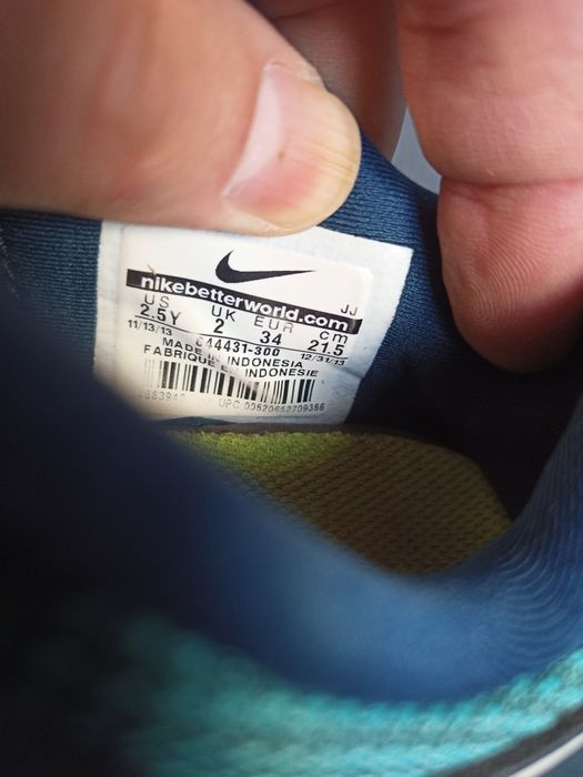 Кроссовки 34размера, Индонезия