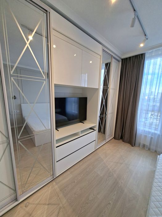 Оренда 1К  . 50 м2  . Нова . Діброва , Варшавський,  Генератор.