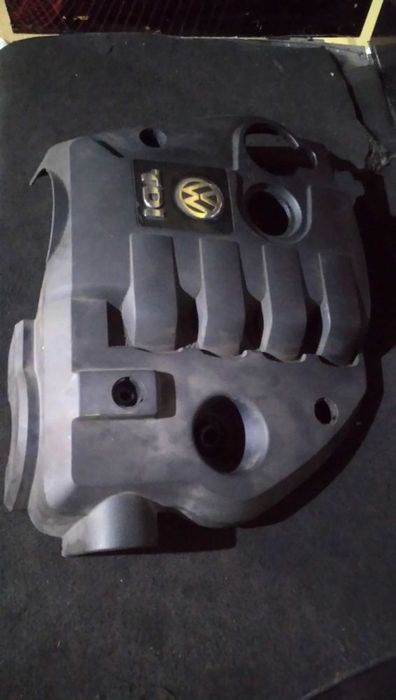 Tampa Do Motor Volkswagen Passat (3B3)
