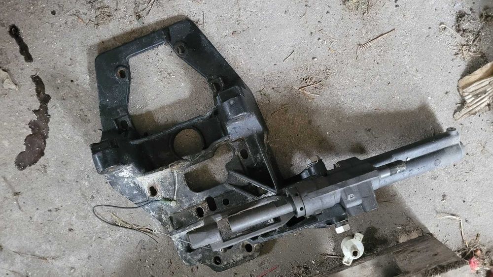 siłownik sterociągo do silników Mercruiser