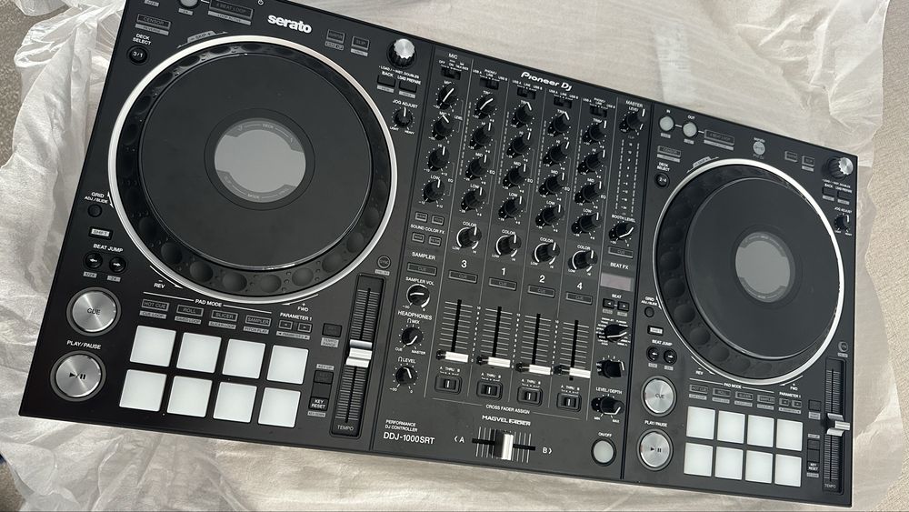 Pionner DDJ-1000SRT