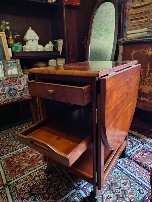 Продам меблі з натурального дерива