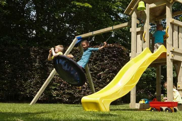 Drewniany plac zabaw do ogrodu z huśtawką i piaskownicą