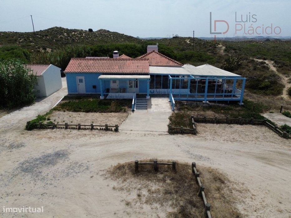 Restaurant Facing the Beach
