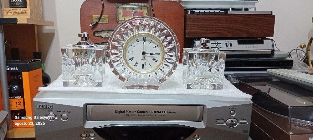 Relógio mesa em cristal