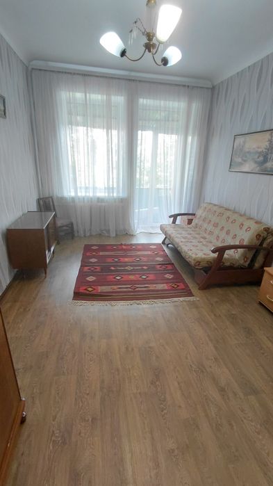 Здається 1-кім квартира в Вознесенівському районі.