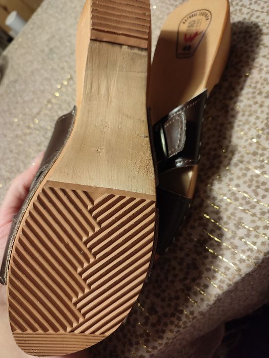 Sprzedam używane klapki ortopedyczne