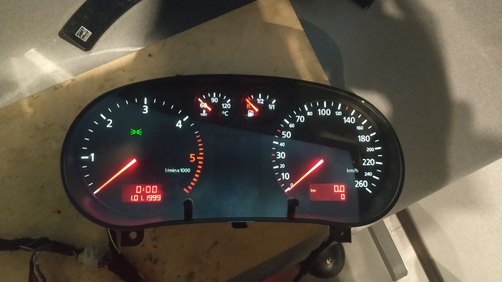 Панель приладів, приборка, щиток Audi A3 8L VDO 8L0920930