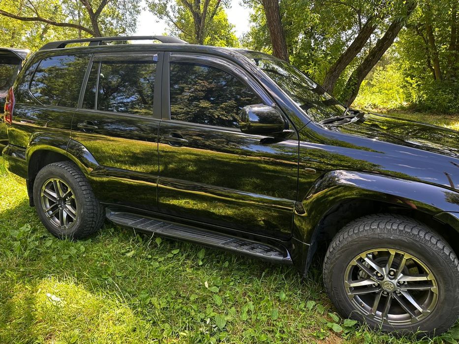 TOYOTA Land Cruiser Prado120