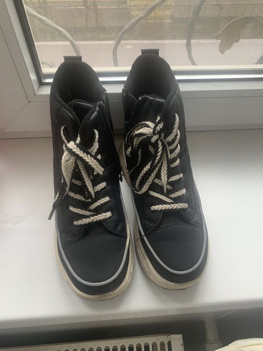 Продам ботиночки