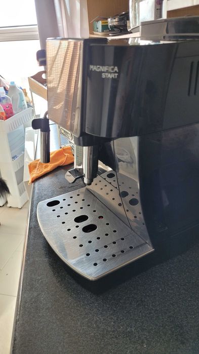 Máquina de café em bom estado
