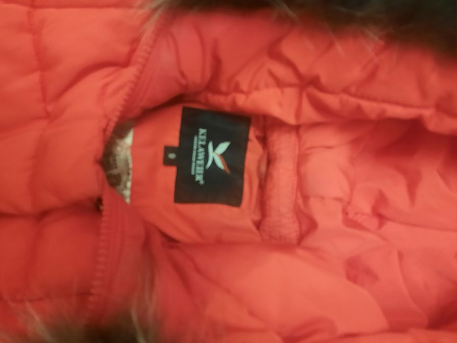 Пуховик s-m  в доброму стані