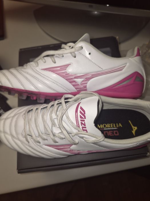 Chuteiras Mizuno Morelia Neo IV Pro AG