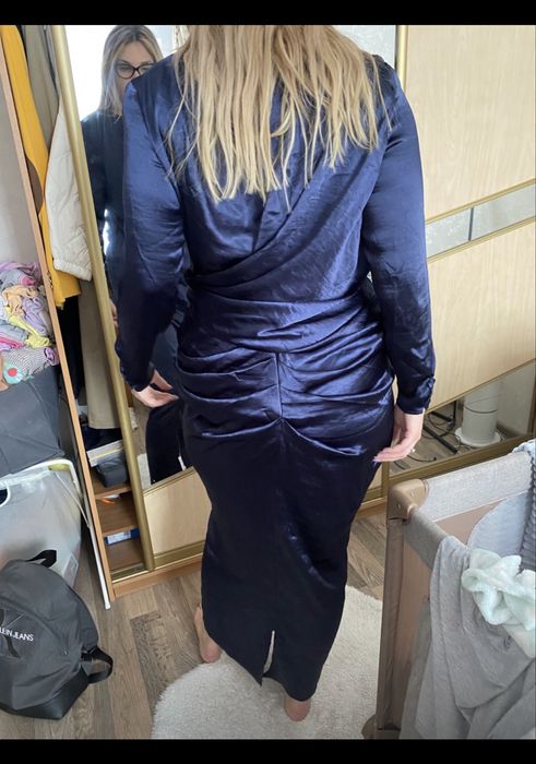 Плаття атласне довге