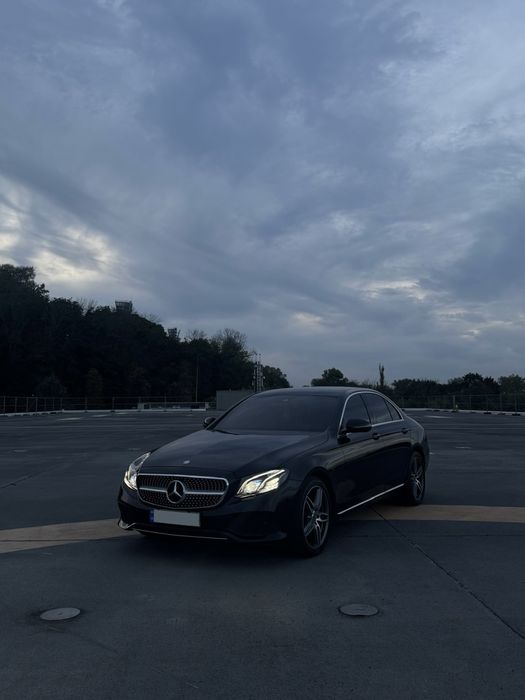 Оригінальні різноширокі диски з резиною mercedes w213/e-class r19 AMG