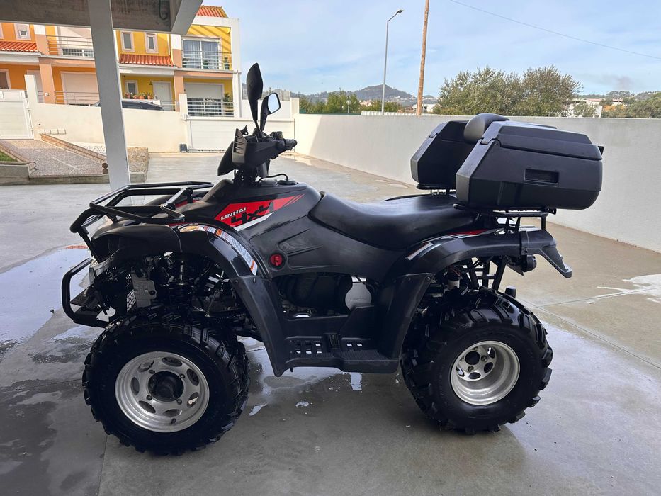 Moto4 Linhai LH300 4X4 C/ Bola de Reboque e Top Case