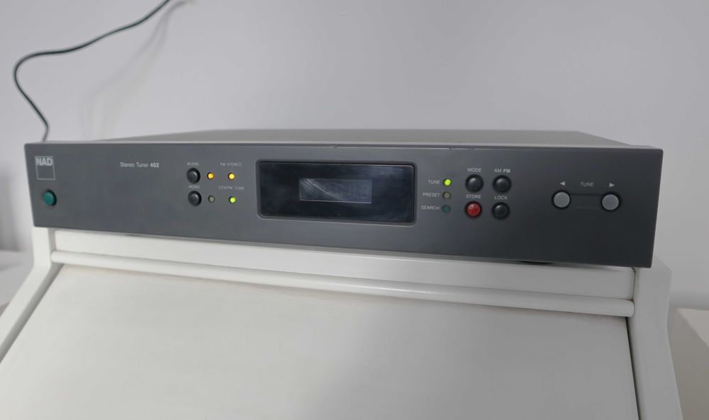 Фм тюнер приёмник NAD 402 GRUNDIG T720