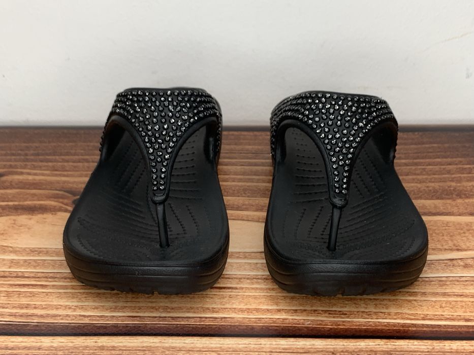 Crocs_Sloane Flip_Japonki Klapki Klasyczne Damskie Buty_38-39_24.5 cm