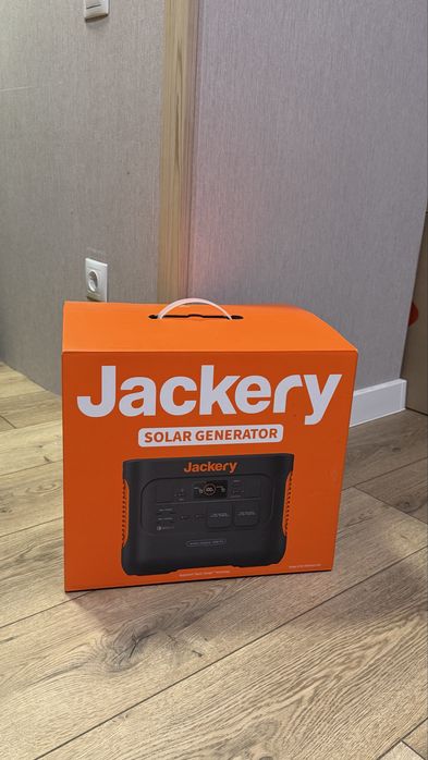 Jackery Explorer 1000 Pro 1000W / 1002Wh - відмінний стан