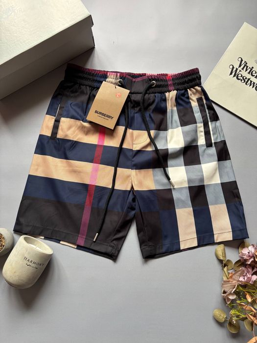 Шорти burberry..