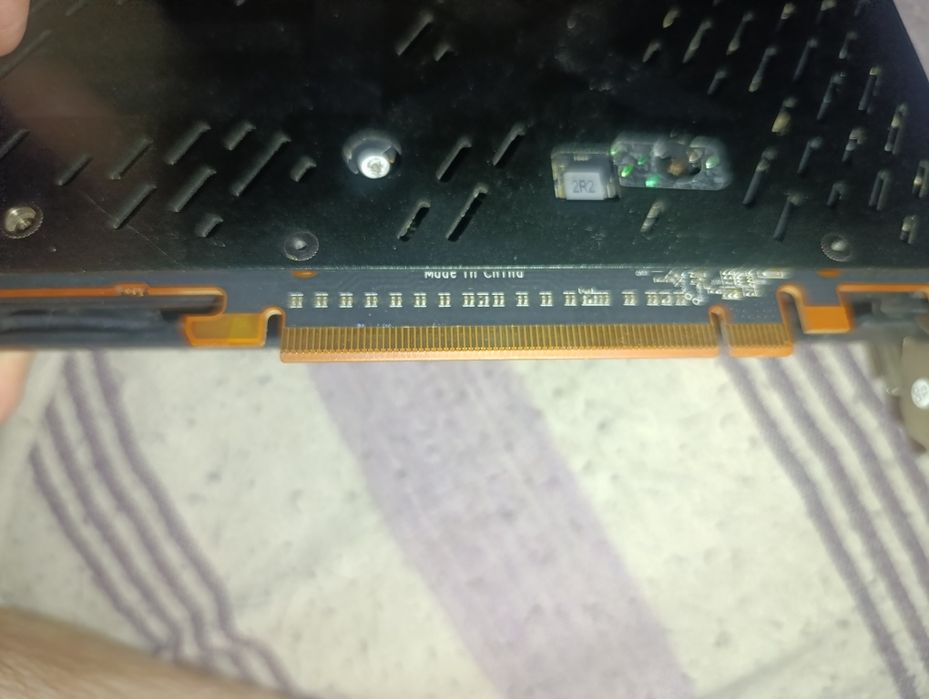 RX 5700 XT XFX uszkodzony