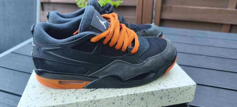 Nike AIR Jordan 4 RM