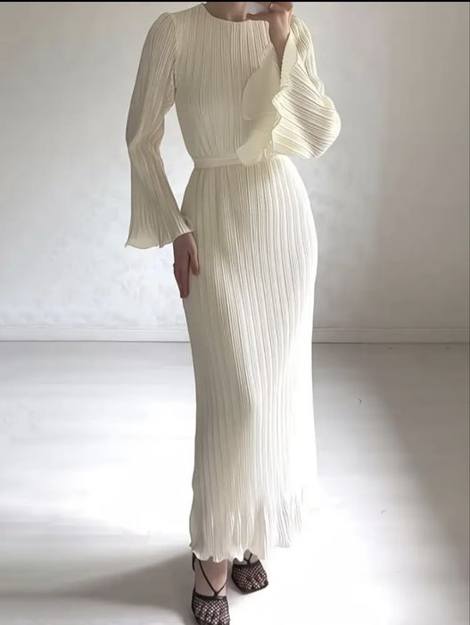 Святкова сукня.