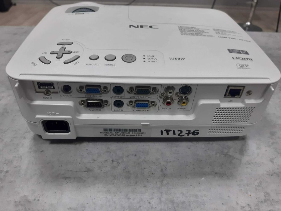 Продам проектор NEC V300W  с HDMA рабочий ресурс 65% з підтримкою 3D