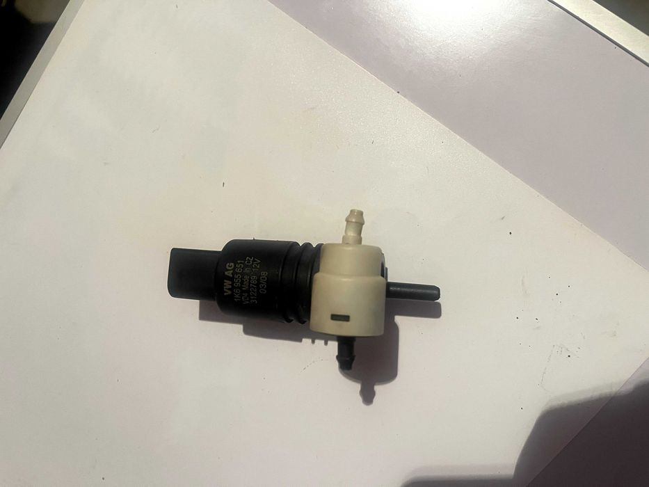 Насос стеклоомывателя VW/Audi//Seat VAG 1K6955651